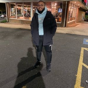 Meet your Posher, Pedro